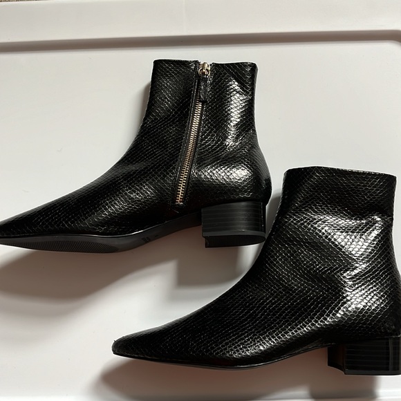 Zara Croc Heel Black Boots size 38. New without a box - Picture 2 of 4